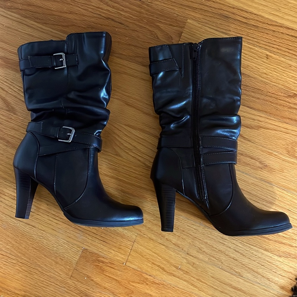Eva and Zoe Black Boots w/ heel